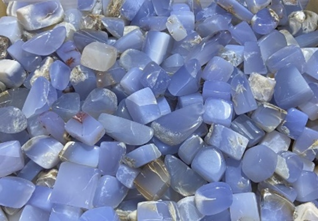 blue chalcedony tumbled stones