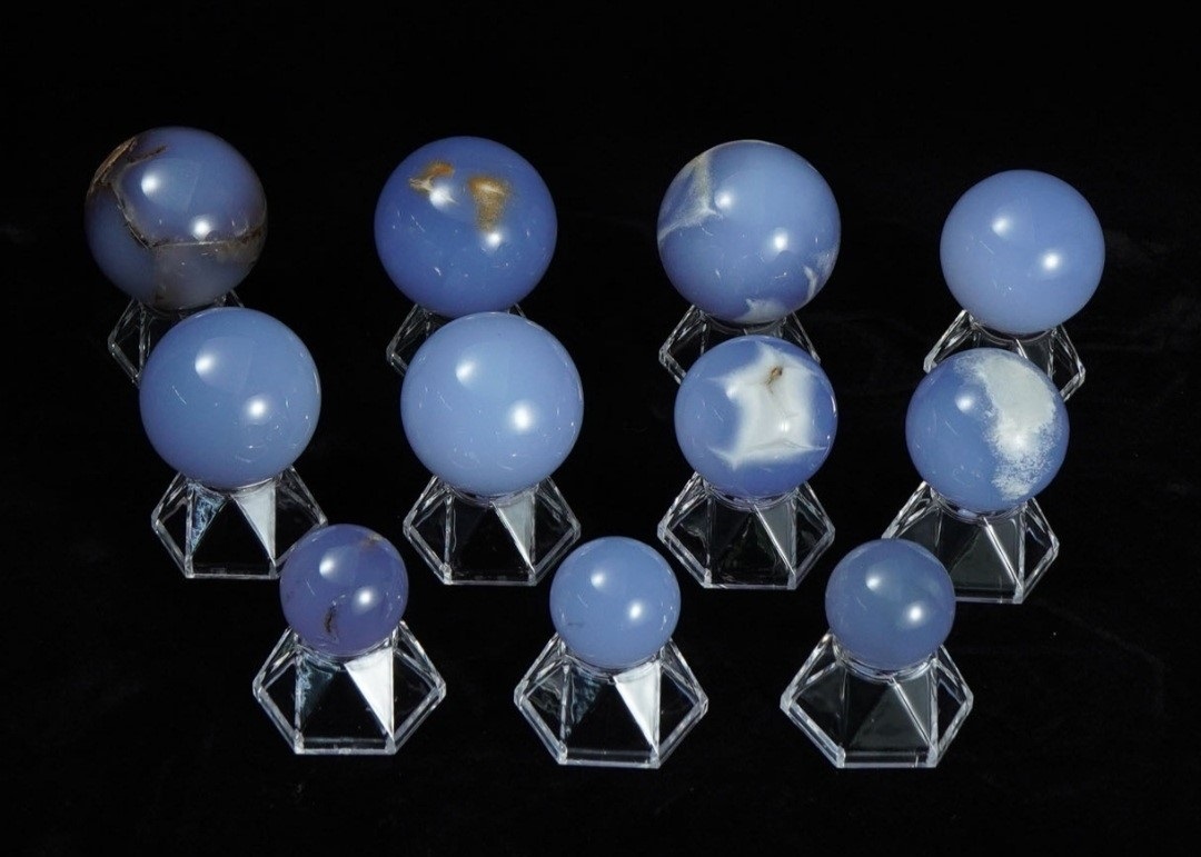 blue chalcedony spheres