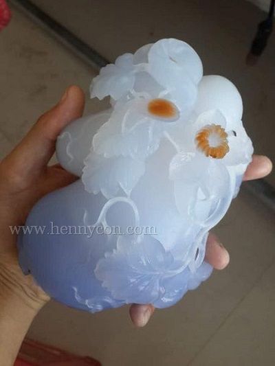 blue chalcedony carving