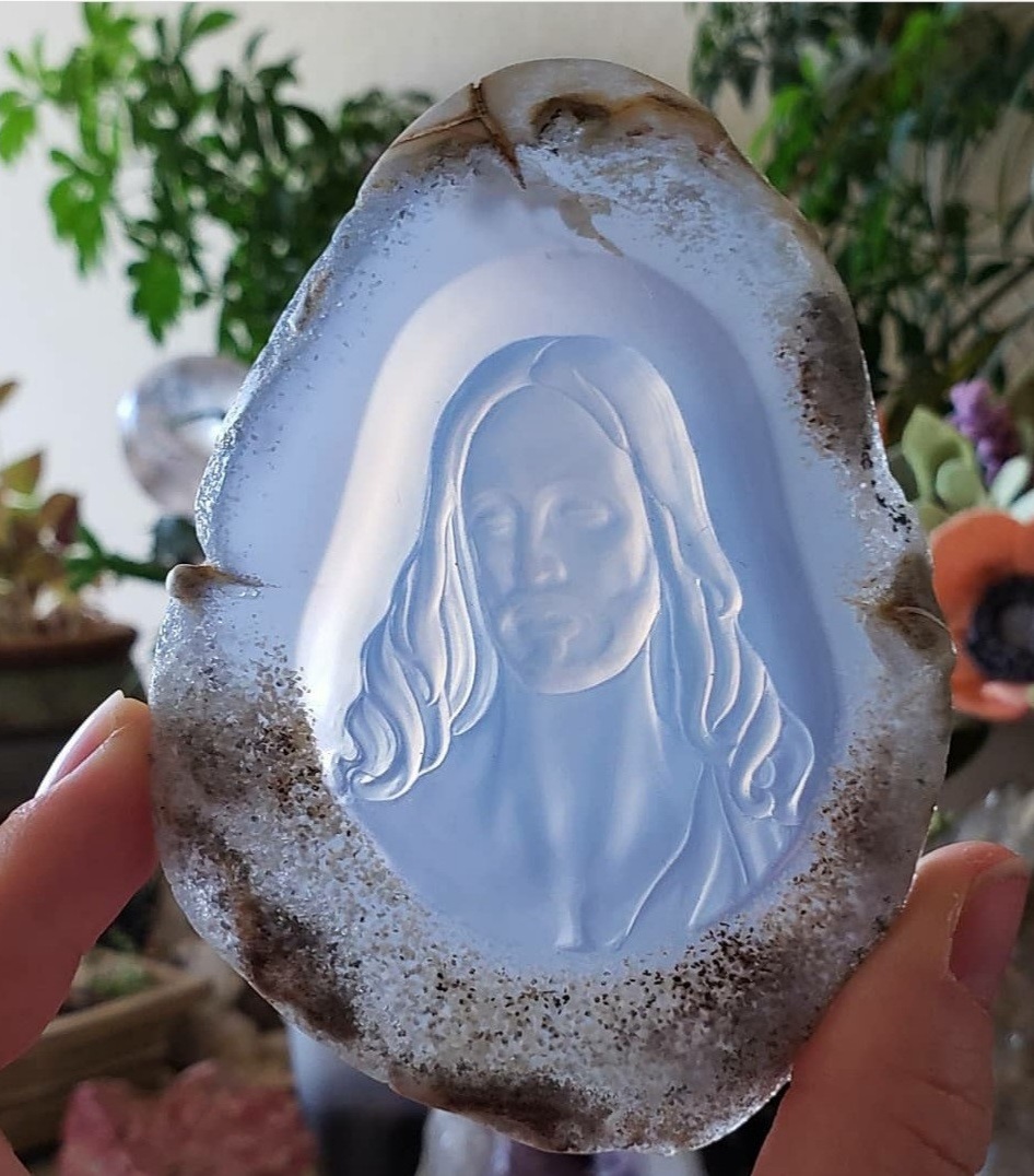 blue chalcedony carving